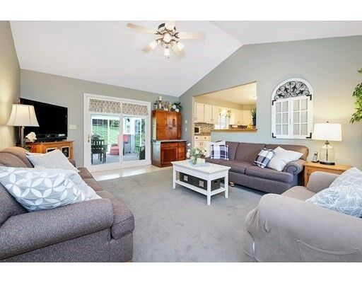 Property Photo: 5 Patricia Circle CT 06082