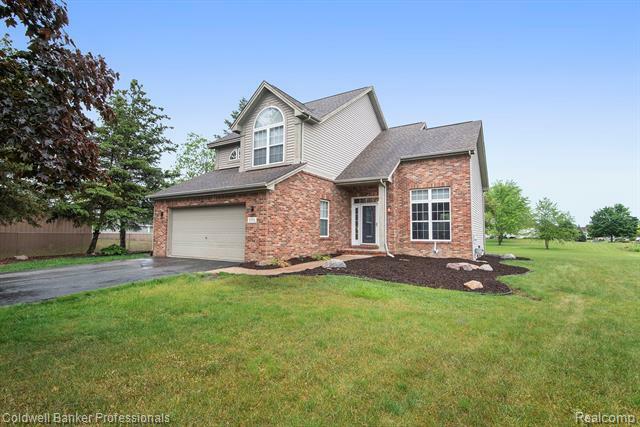 Property Photo: 5098 Prestonwood Lane MI 48433
