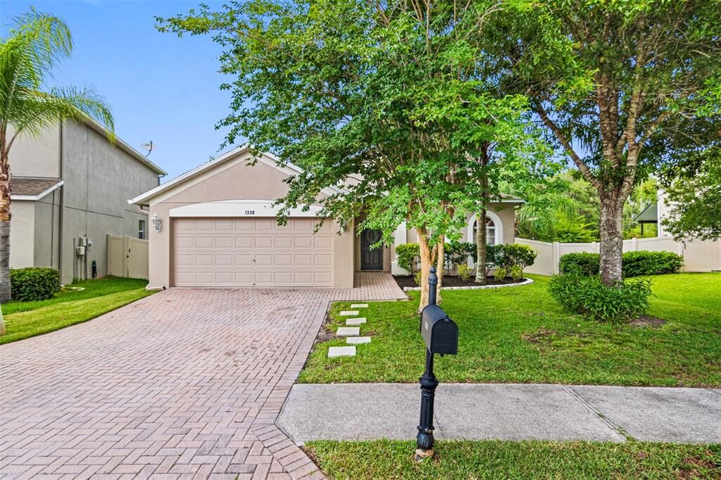 Property Photo:  1338 Halapa Way  FL 34655 