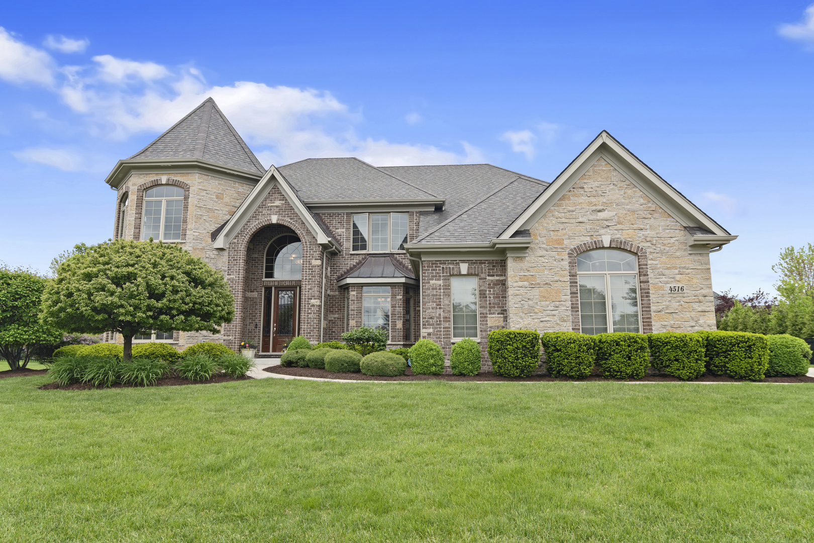 Property Photo: 4516 Chinaberry Lane IL 60564