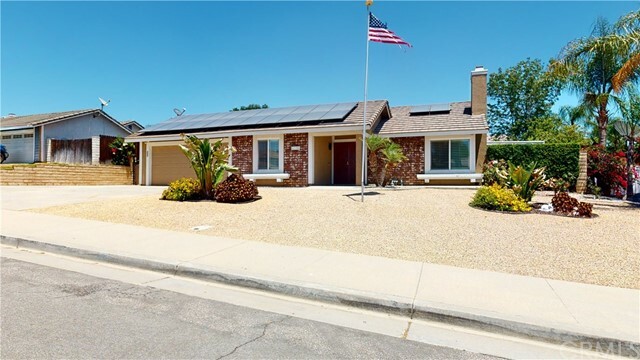 Property Photo:  12286 Via De Palmas Drive  CA 92555 