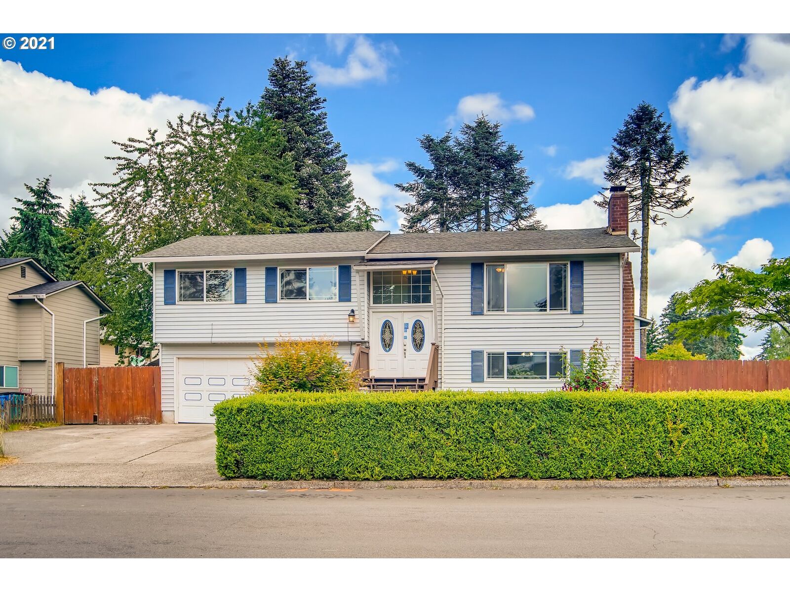Property Photo:  15008 NE 7th Way  WA 98684 