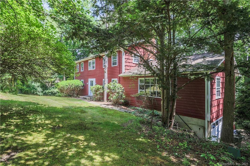 Property Photo:  42 Turkey Meadow Road  CT 06611 