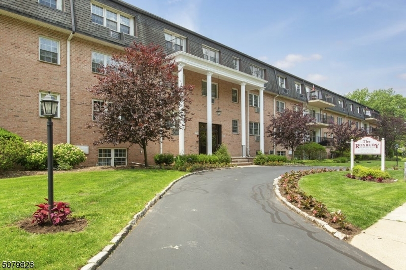 Property Photo:  530 Fairview Ave 103  NJ 07675 