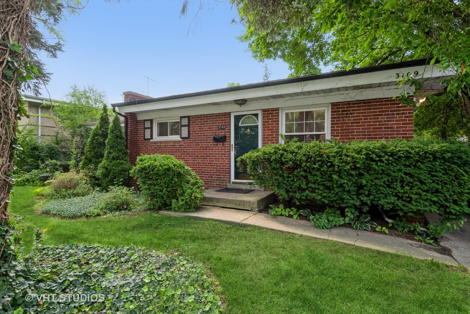 3109 Hill Lane  Wilmette IL 60091 photo