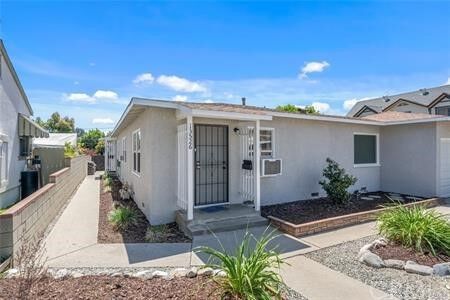 Property Photo:  13526 Russell Street  CA 90602 