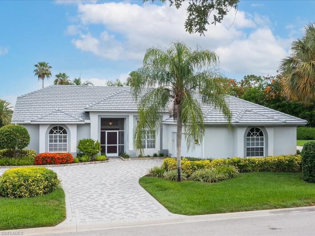 Property Photo: 13891 Tonbridge Ct FL 34135