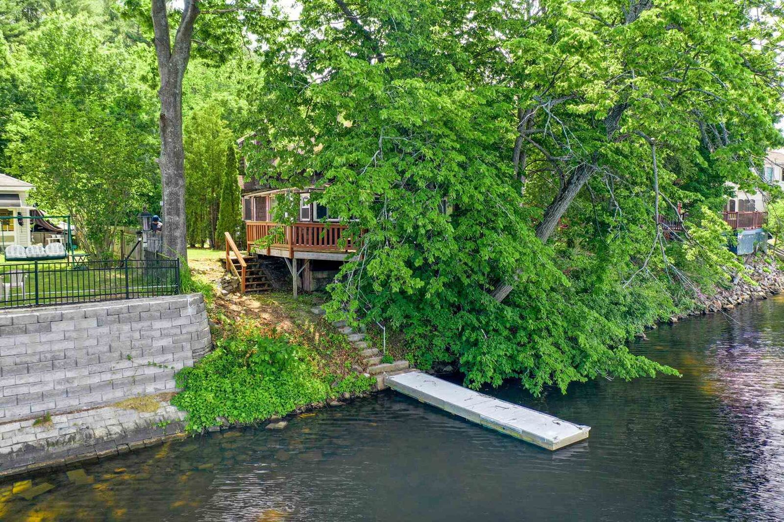 Property Photo:  88 Chauncey Avenue  NH 03104 