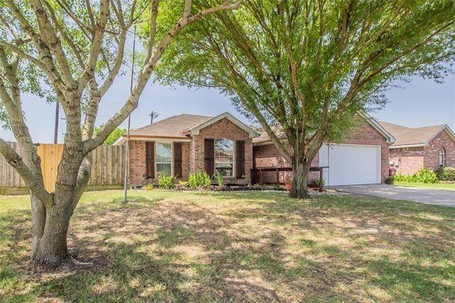 Property Photo: 701 Nancy Drive TX 75189