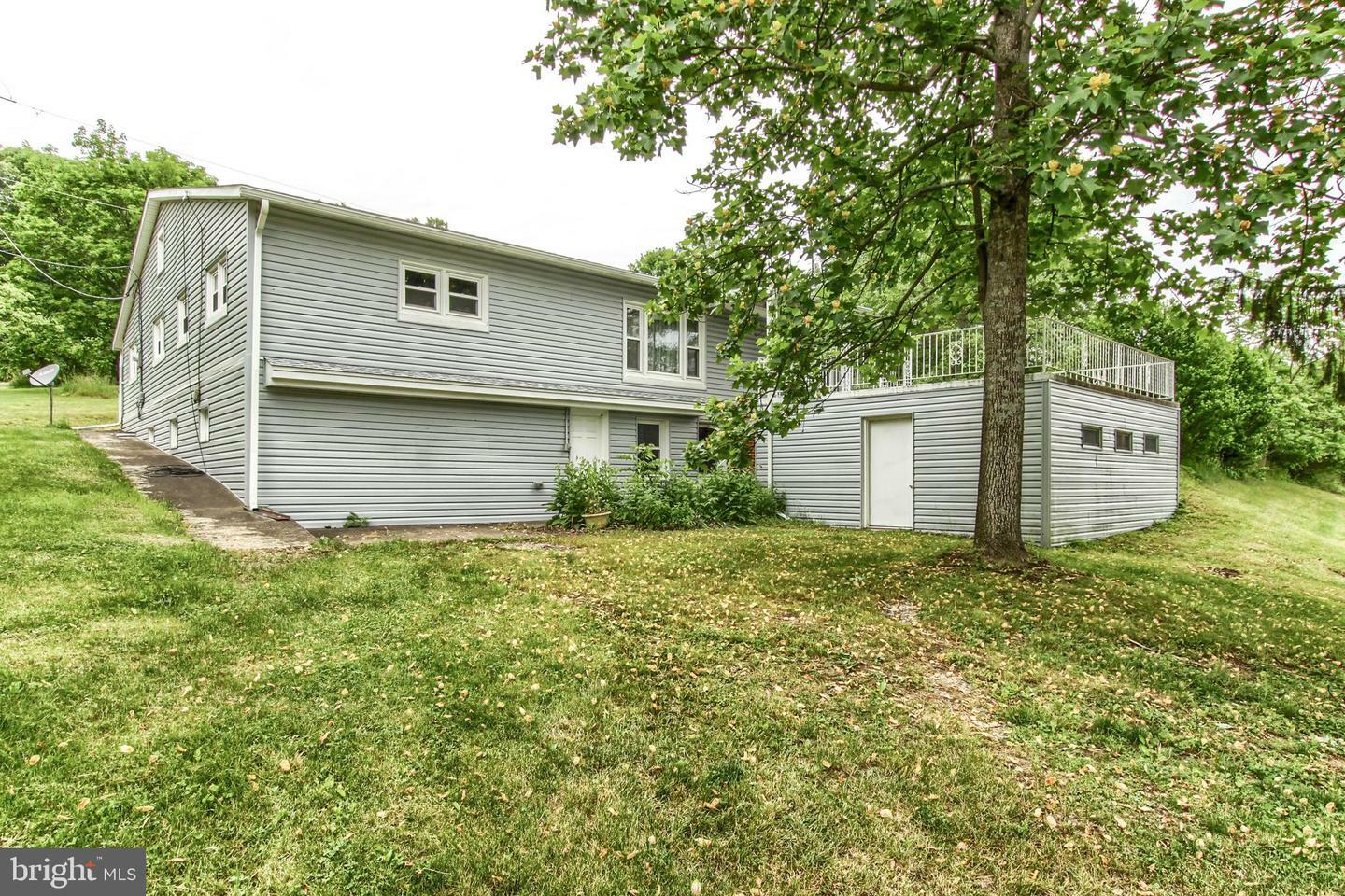 Property Photo:  1592 New Bloomfield Road  PA 17068 