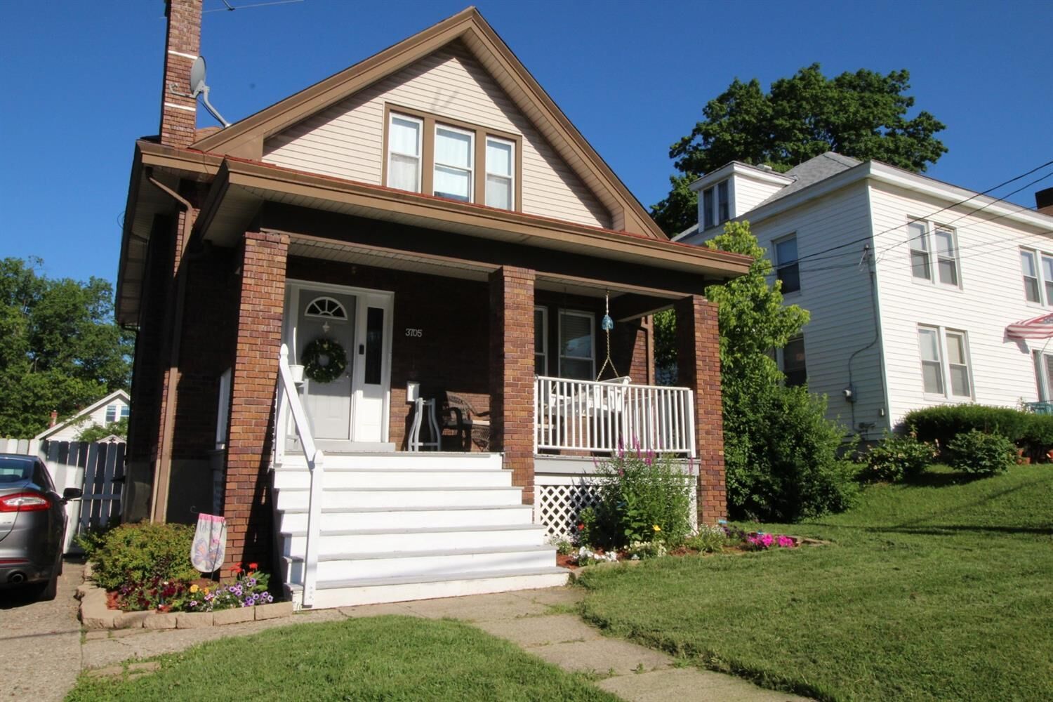 Property Photo: 3705 Lovell Ave OH 45211