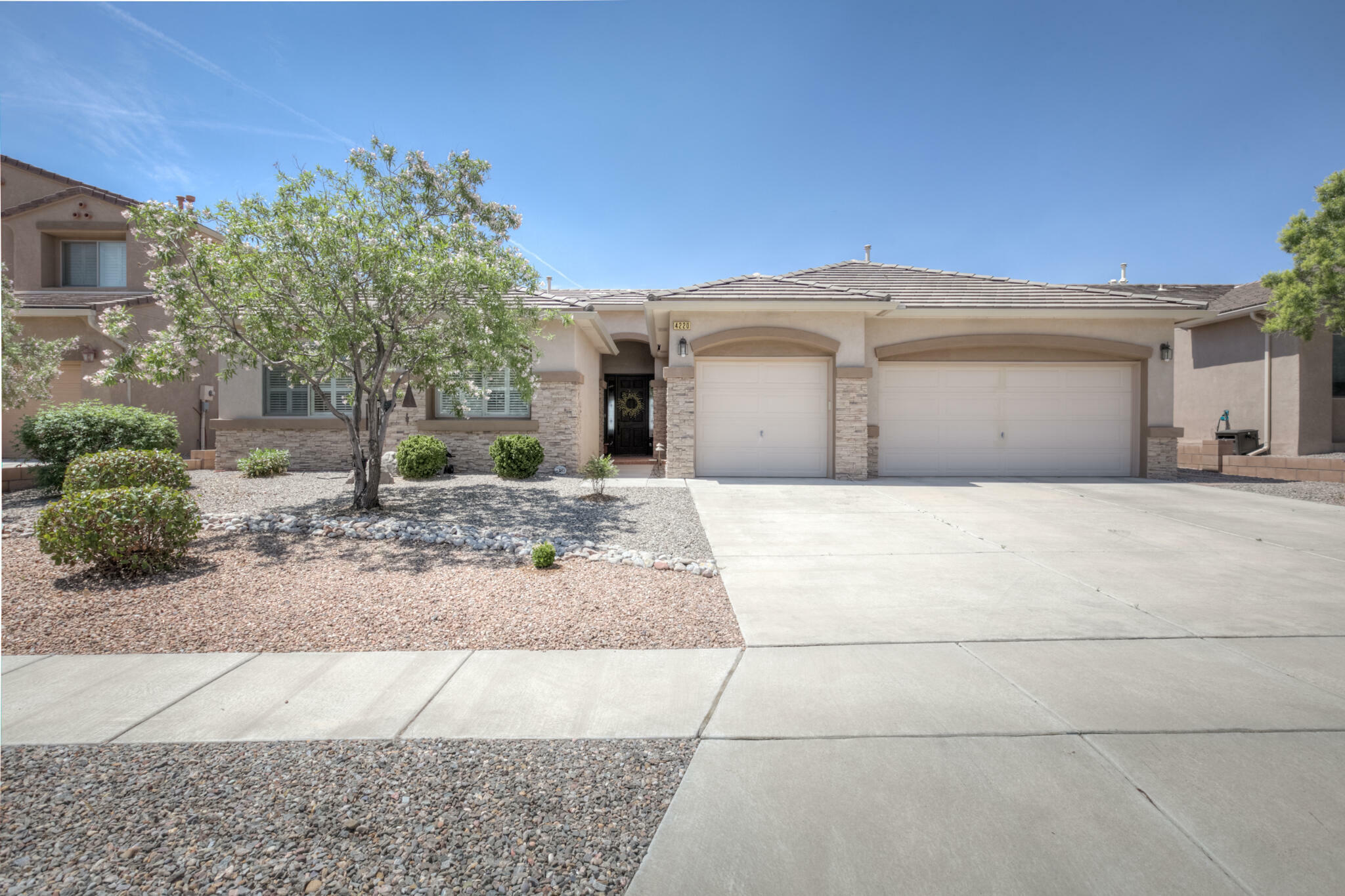 Property Photo:  4220 Cholla Drive NE  NM 87144 