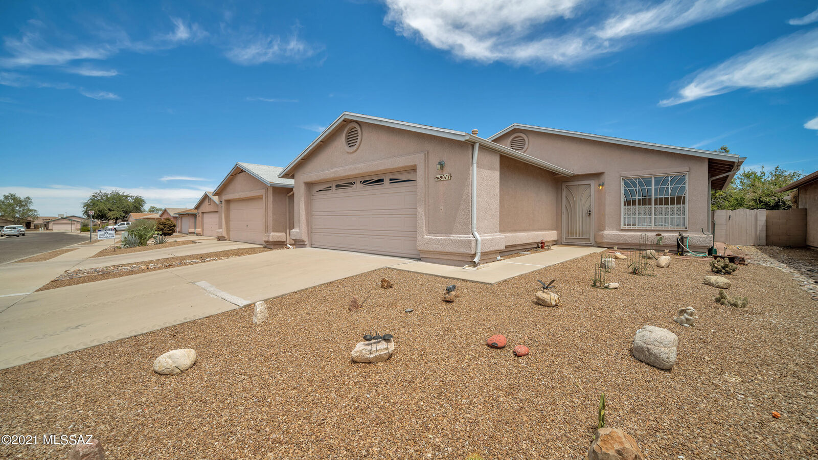 Property Photo: 9017 E Kinross Drive AZ 85730