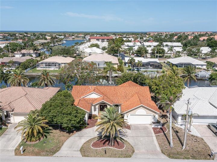 Property Photo:  331 Via Esplanade  FL 33950 