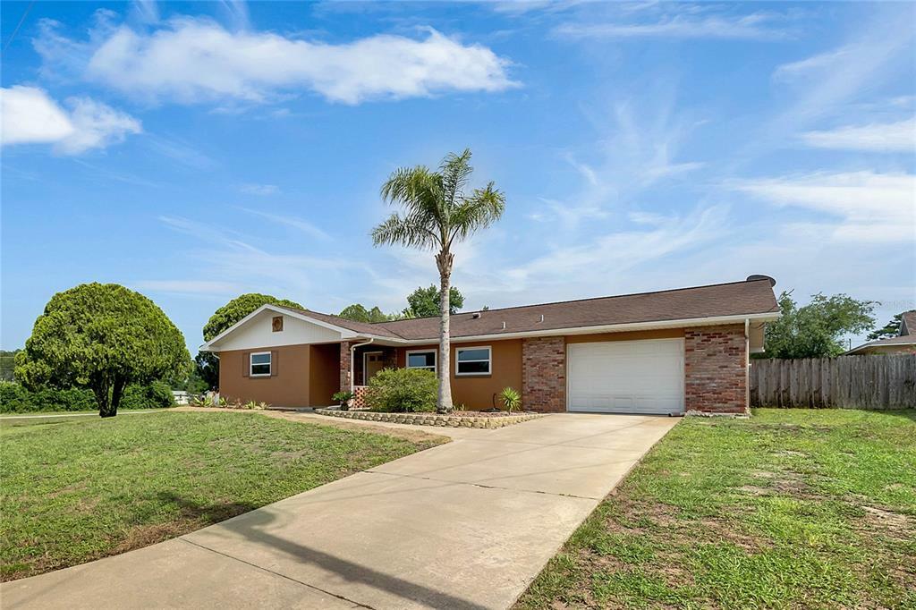 Property Photo: 750 Crestview Drive FL 32763