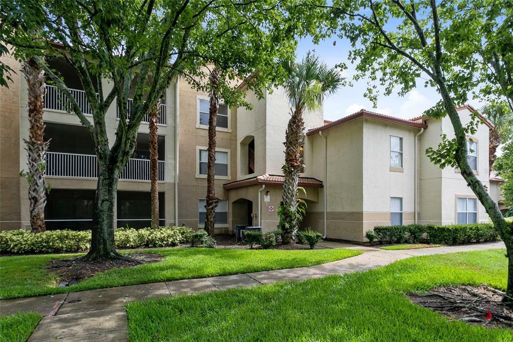 Property Photo:  826 Camargo Way 307  FL 32714 