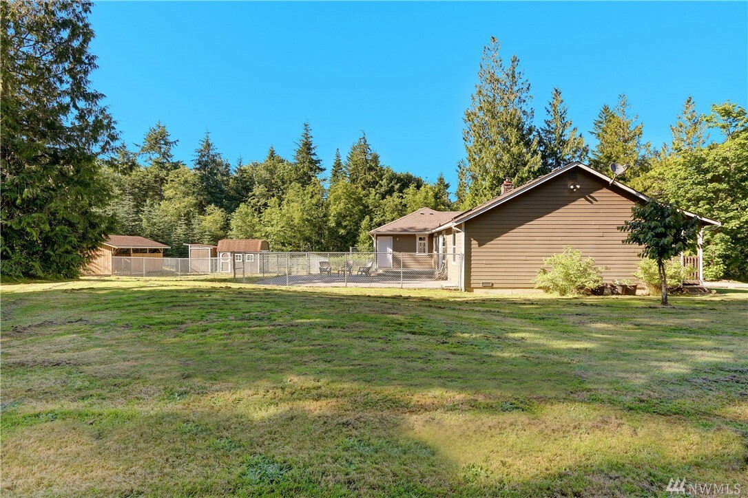 Property Photo: 139 Gilbertson Rd WA 98282