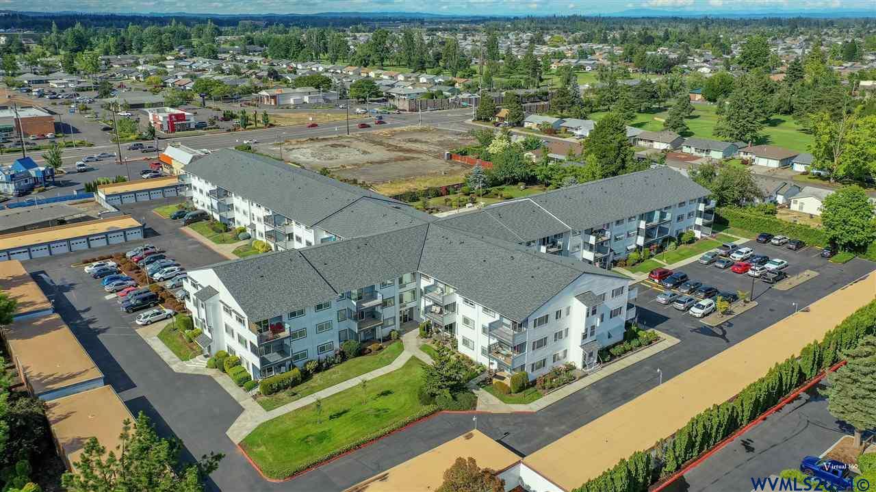 Property Photo: 950 Evergreen #202 Rd OR 97071