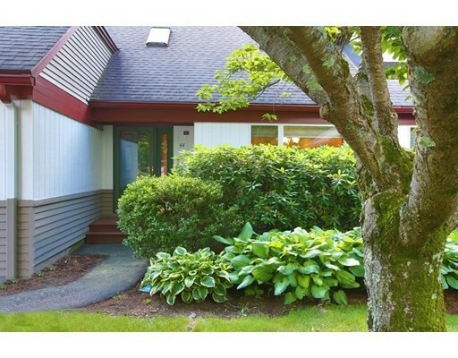 Property Photo:  44 Cortland Dr 44  MA 02067 