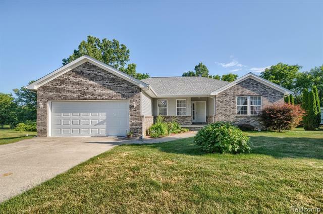 Property Photo: 1421 Pleasant Street MI 48446