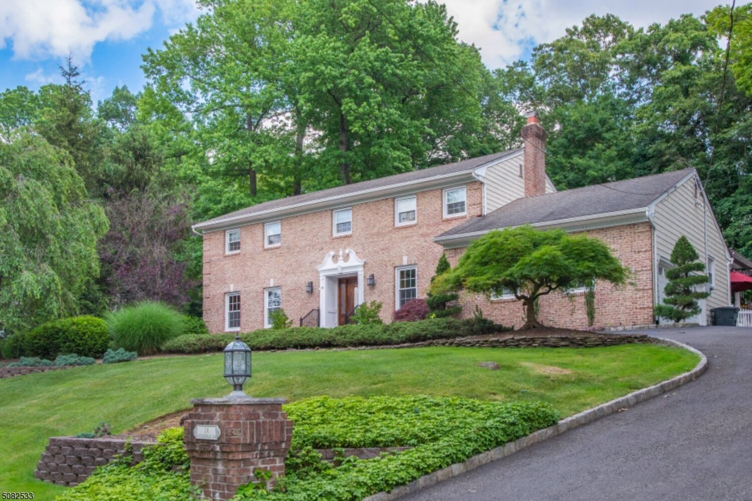 Property Photo: 14 Shenandoah Dr NJ 07006