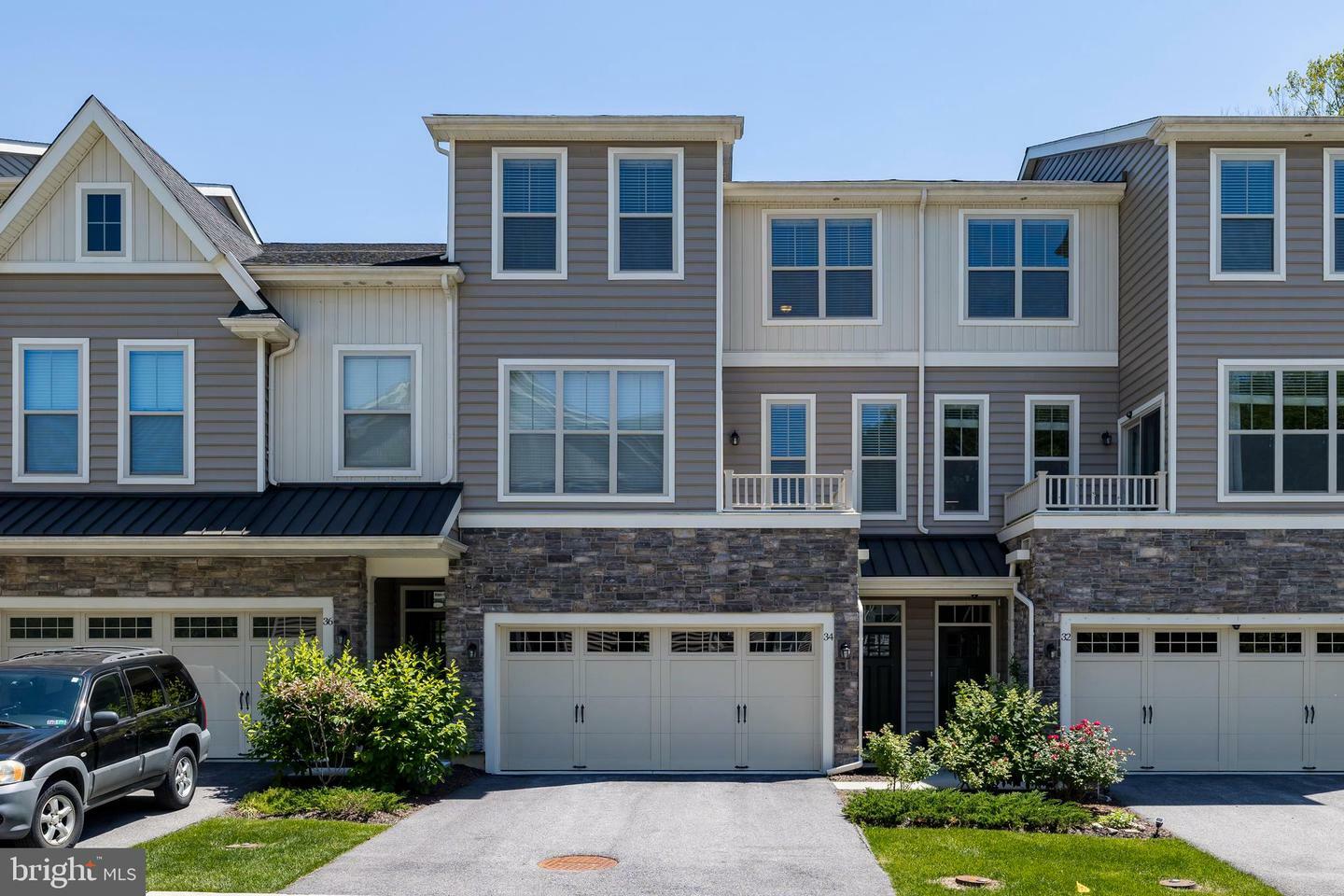 Property Photo: 34 Chasmere Drive PA 19348