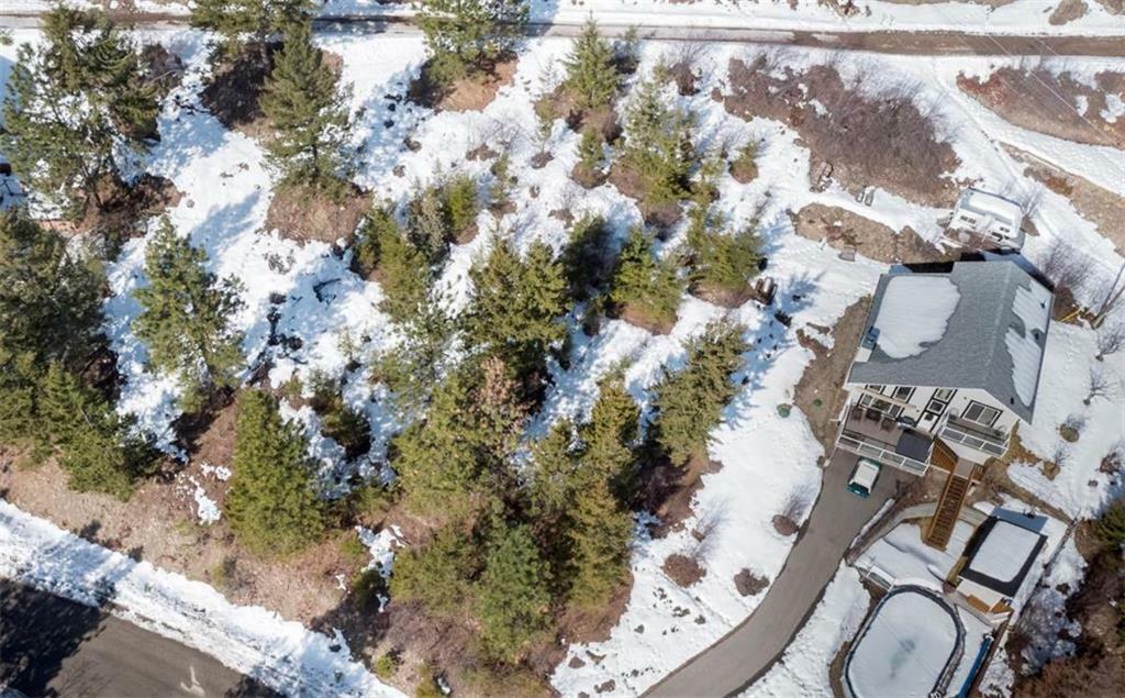 Property Photo: 627 Mountain Drive BC V1H2B7