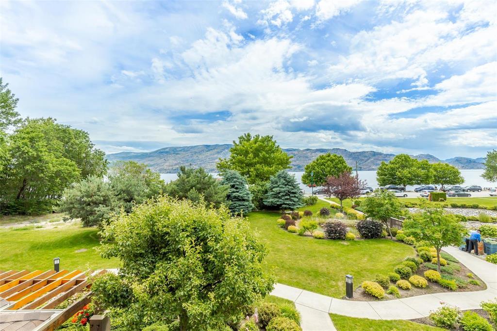 Property Photo: 3996 Beach Avenue 211 BC V0H 1X5