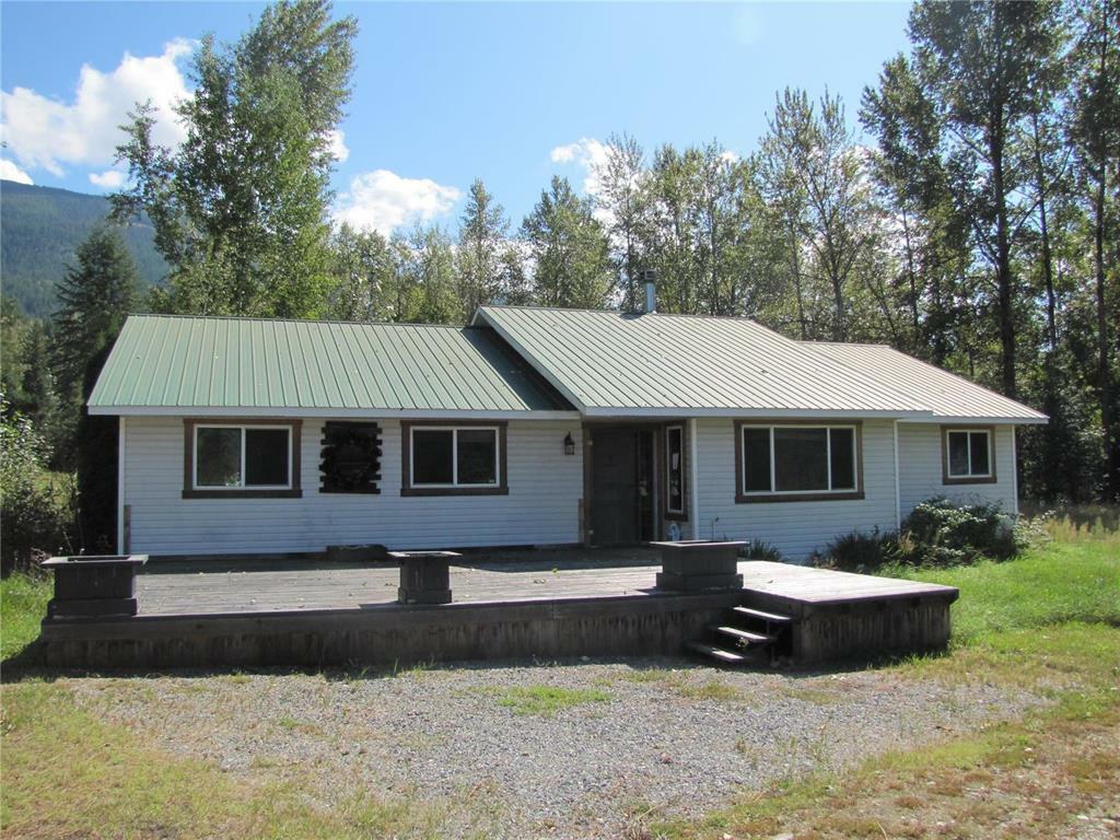 Property Photo: 38 West Poirier Road BC V0E 2K0