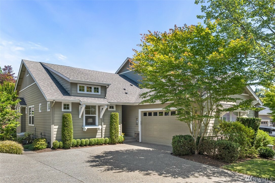 Property Photo: 13772 Morgan Dr NE WA 98053