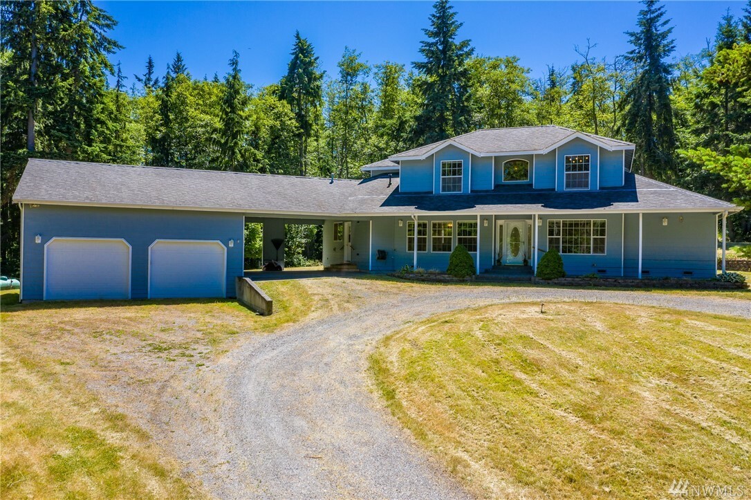 Property Photo:  1360 Blackberry Lane  WA 98277 