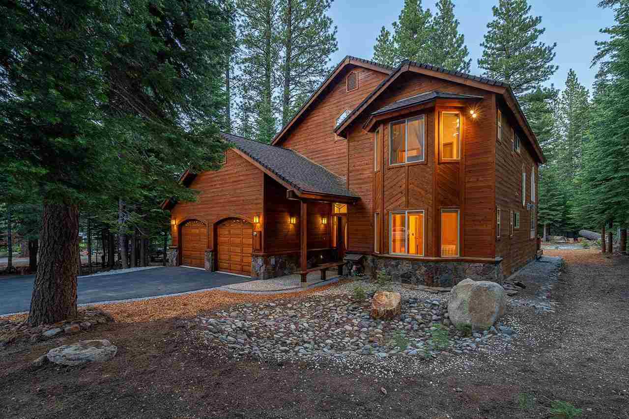 Property Photo: 11625 Kleckner Court CA 96161
