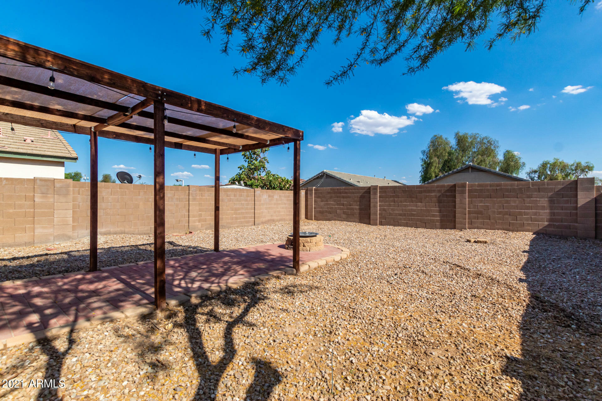 Property Photo: 1373 E Ryan Road AZ 85140