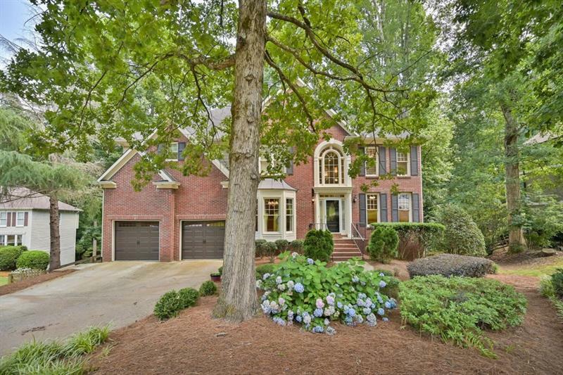 Property Photo:  1160 Pin Oak Court  GA 30041 