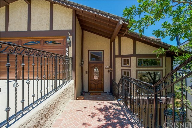 Property Photo:  4240 Alhama Drive  CA 91364 