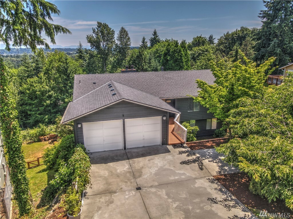 Property Photo: 13708 97th Ave NE WA 98034