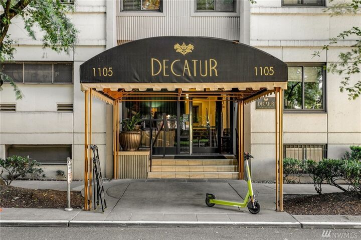 1105 Spring St 303  Seattle WA 98104 photo