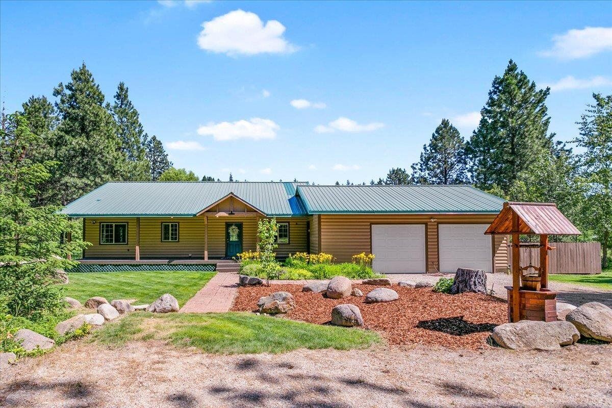Property Photo:  27818 N River Estates Dr  WA 99003 