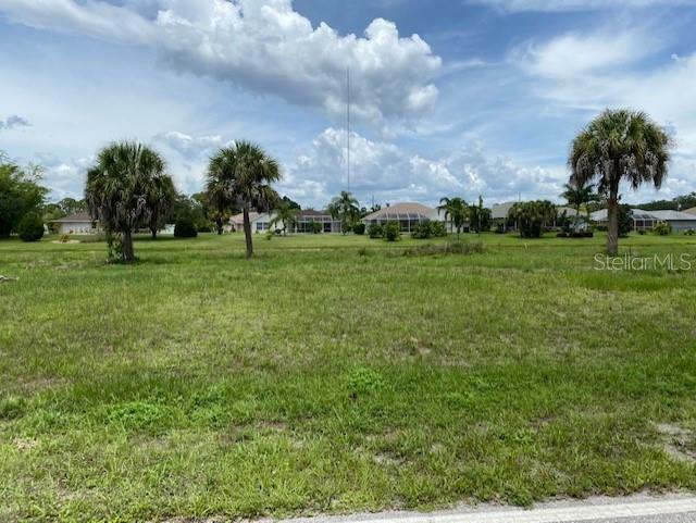 Property Photo:  839 Rotonda Circle  FL 33947 