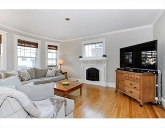 Property Photo:  20 Leicester St 2  MA 02135 