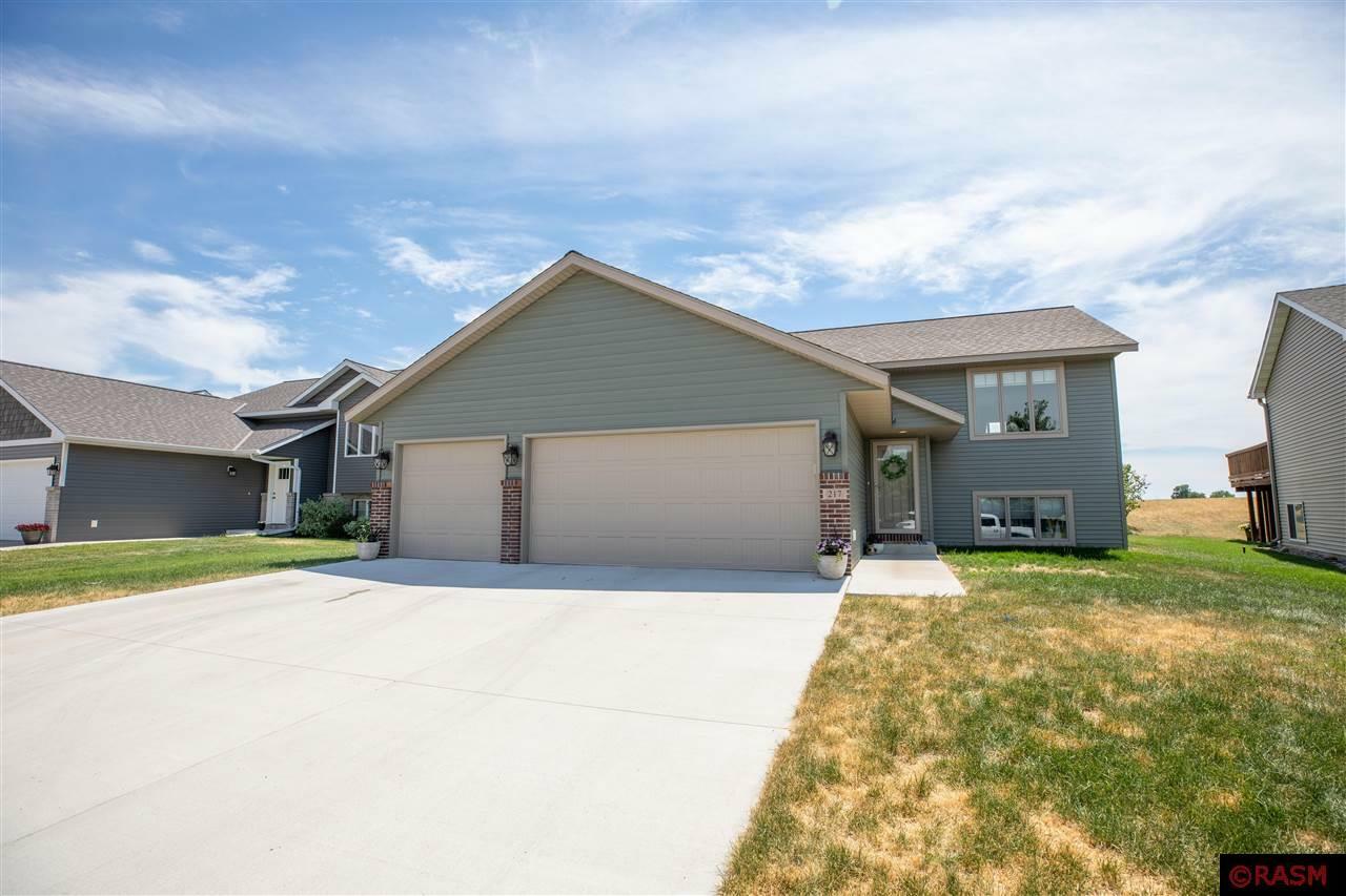 Property Photo:  217 Cypress Drive  MN 56001 