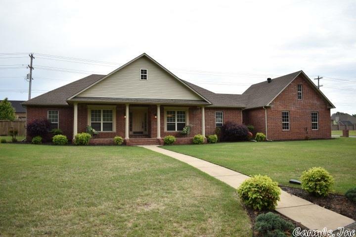 Property Photo:  3337 Chimney Rock Road  AR 72034 