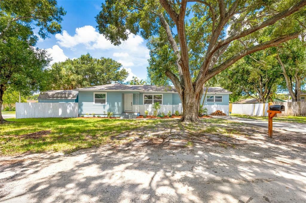 Property Photo:  1830 30th Lane SW  FL 33774 