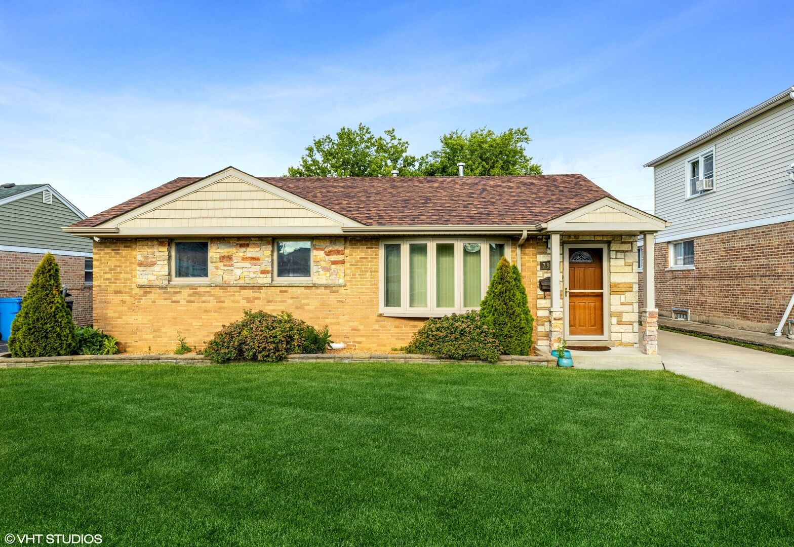 Property Photo:  7957 S Kilbourn Avenue  IL 60652 