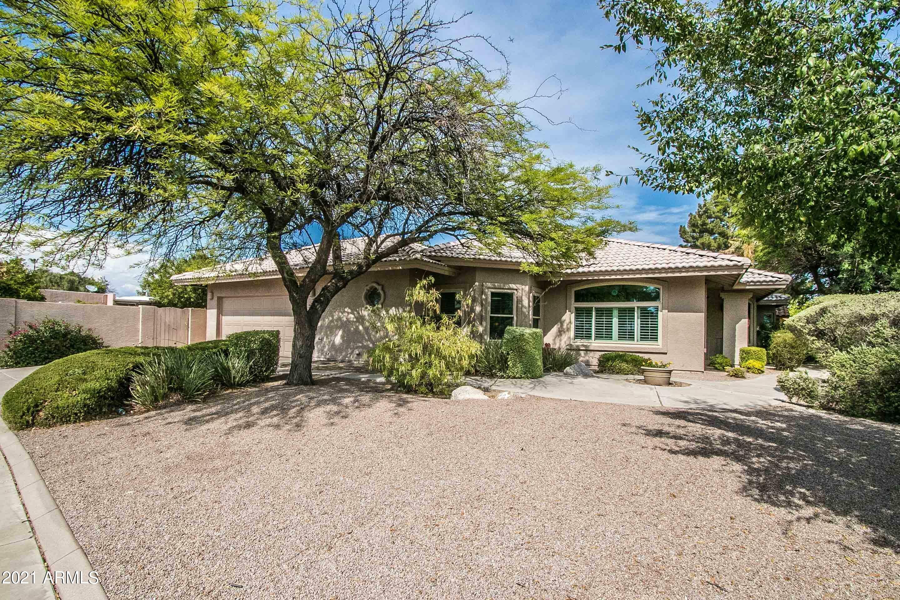 Property Photo:  1808 E Palomino Drive  AZ 85284 