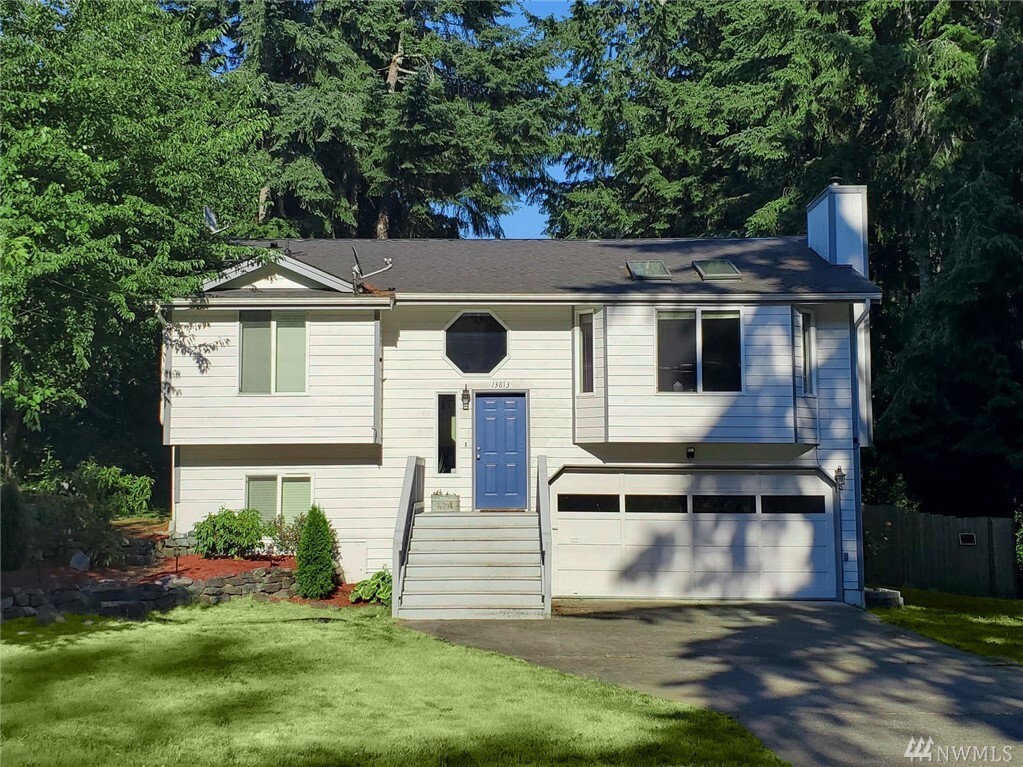 Property Photo: 13813 Chinook Cir NW WA 98312