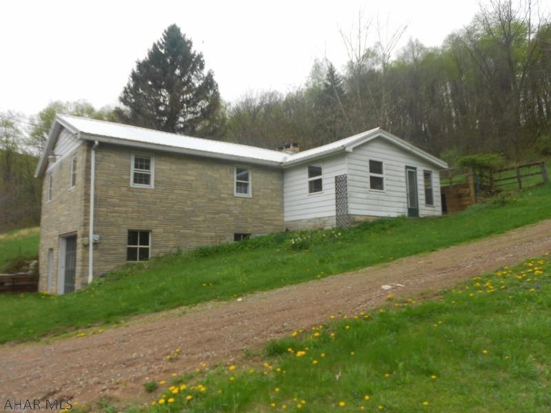 Property Photo: 1290 Woodbury Pike PA 16650