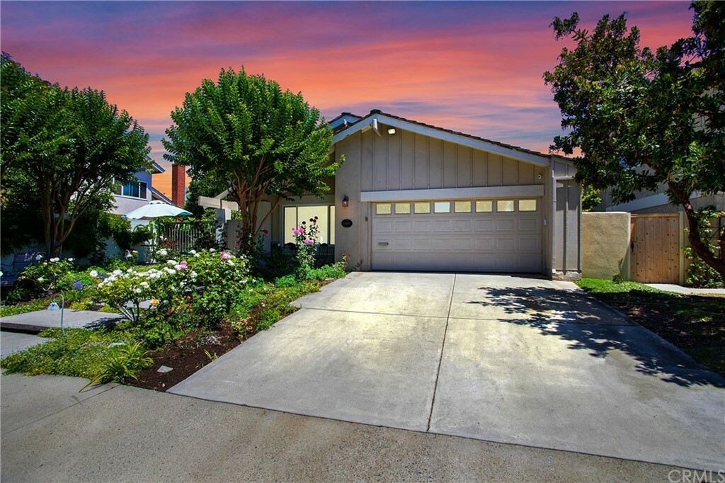 Property Photo:  14292 E Mall Street  CA 92606 