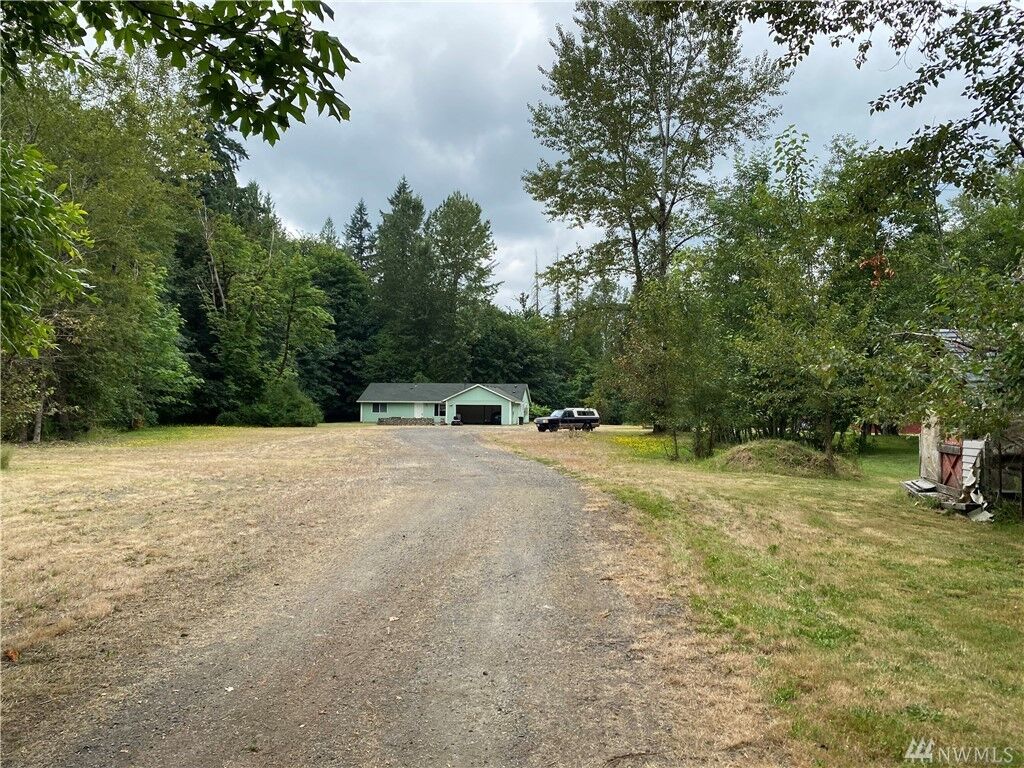 Property Photo:  10550 Frontage Rd  WA 98611 