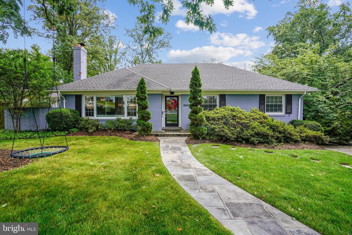 Property Photo:  5440 20th Street N  VA 22205 